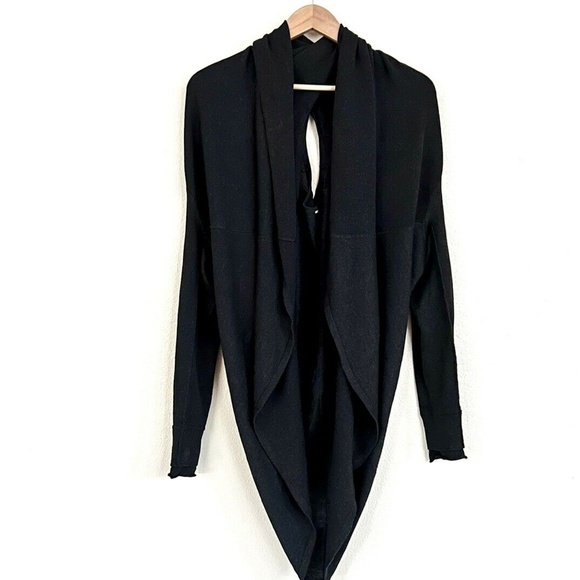 LULULEMON Twist & Wrap Cashmere Thumbhole Cardigan Sweater in Heathered Black - Picture 10 of 10